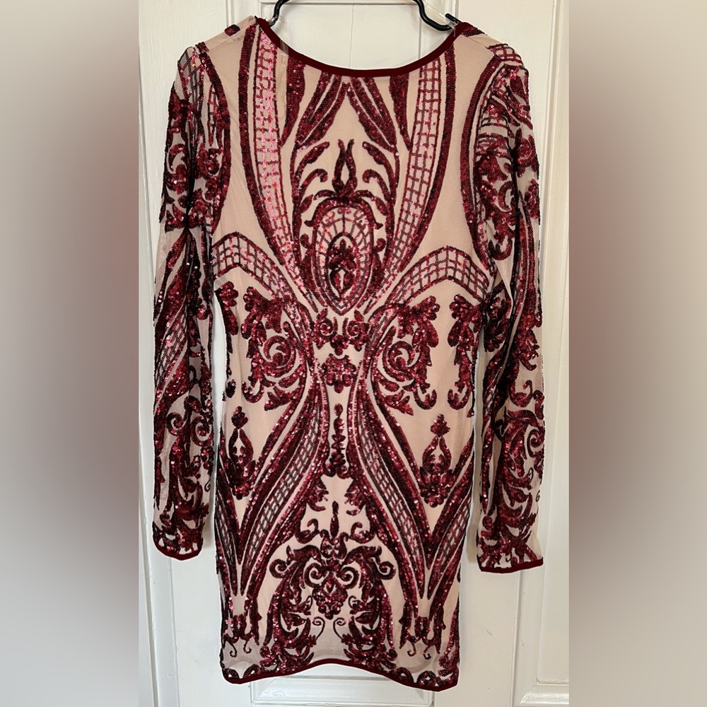Large Maroon/Cream/Beige Sequin midi dress from Windsor